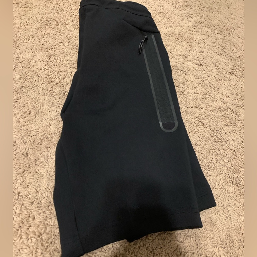 Nike Tech Shorts